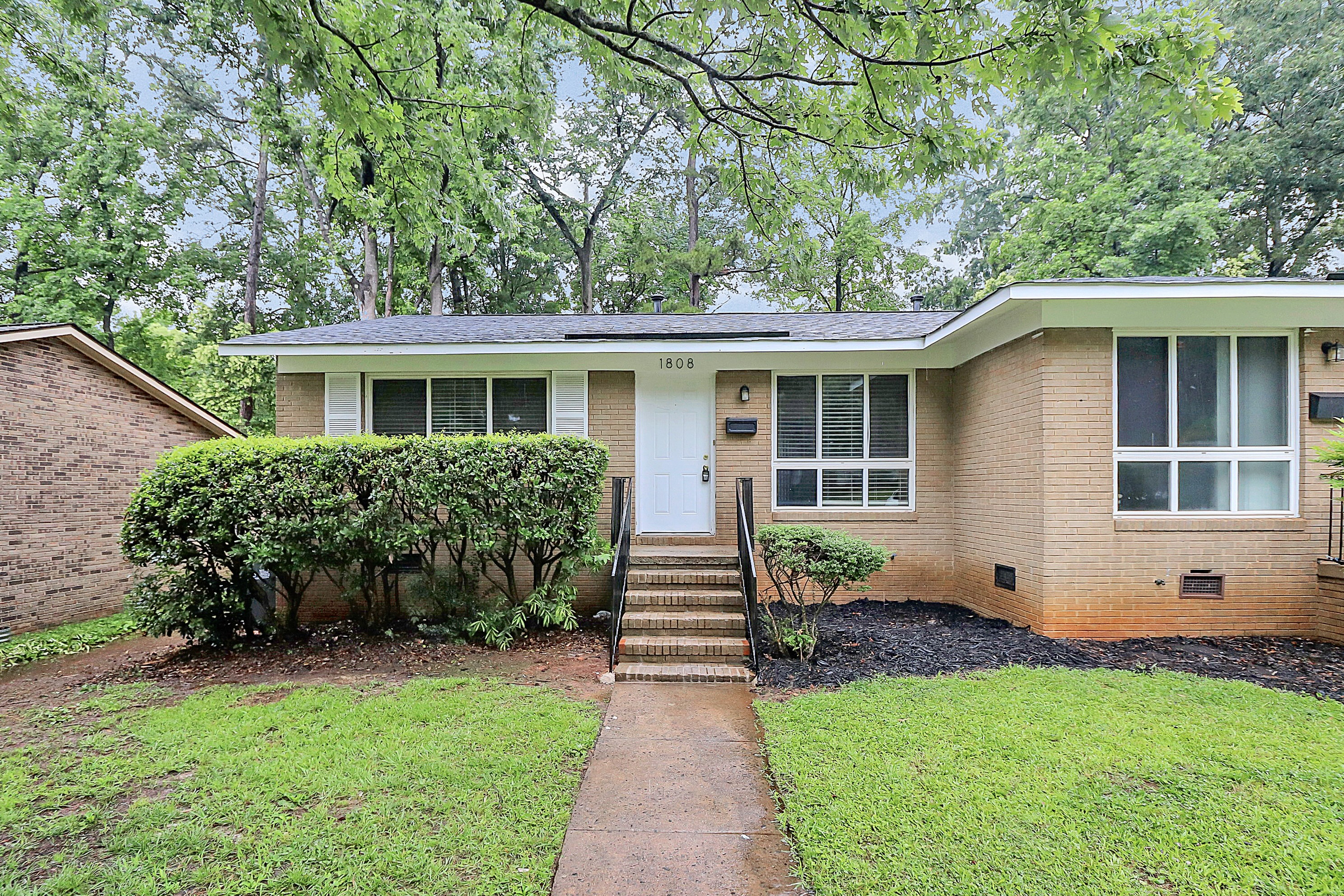 1808 Herrin Avenue