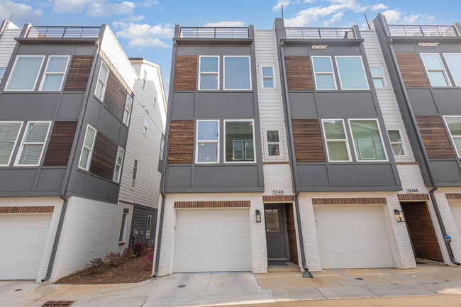 5048 York Park Lane - 1